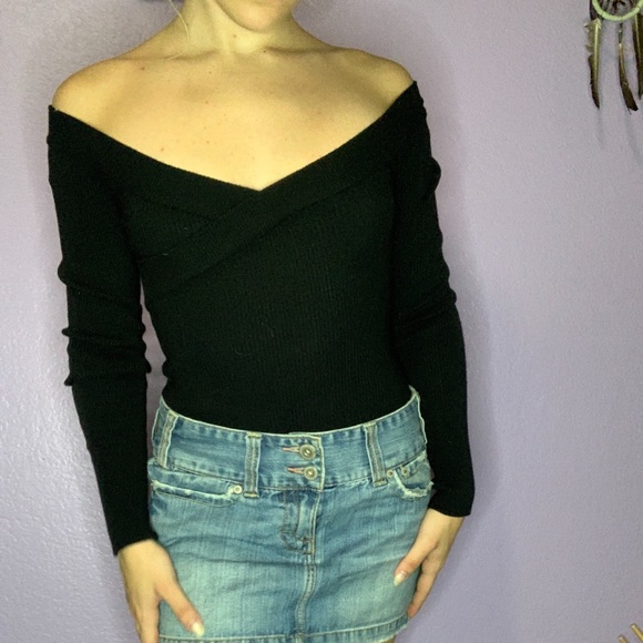 Forever21 off the shoulder, bodysuit - Picture 2 of 4
